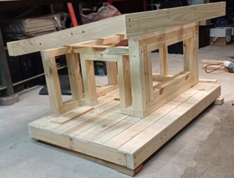 Buda dla dużego psa nowoczesna ocieplana