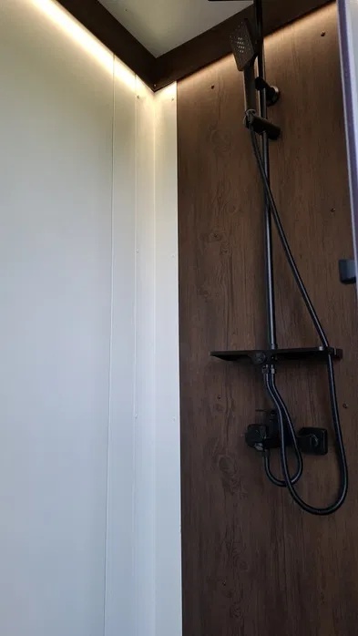 Kontener Pawilon sanitarny Łazienka WC Prysznic z płyt warstwowej