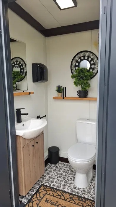 Kontener pawilon sanitarny podwójny