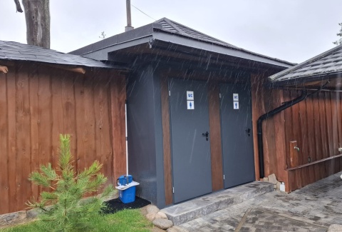 Kontener pawilon sanitarny podwójny